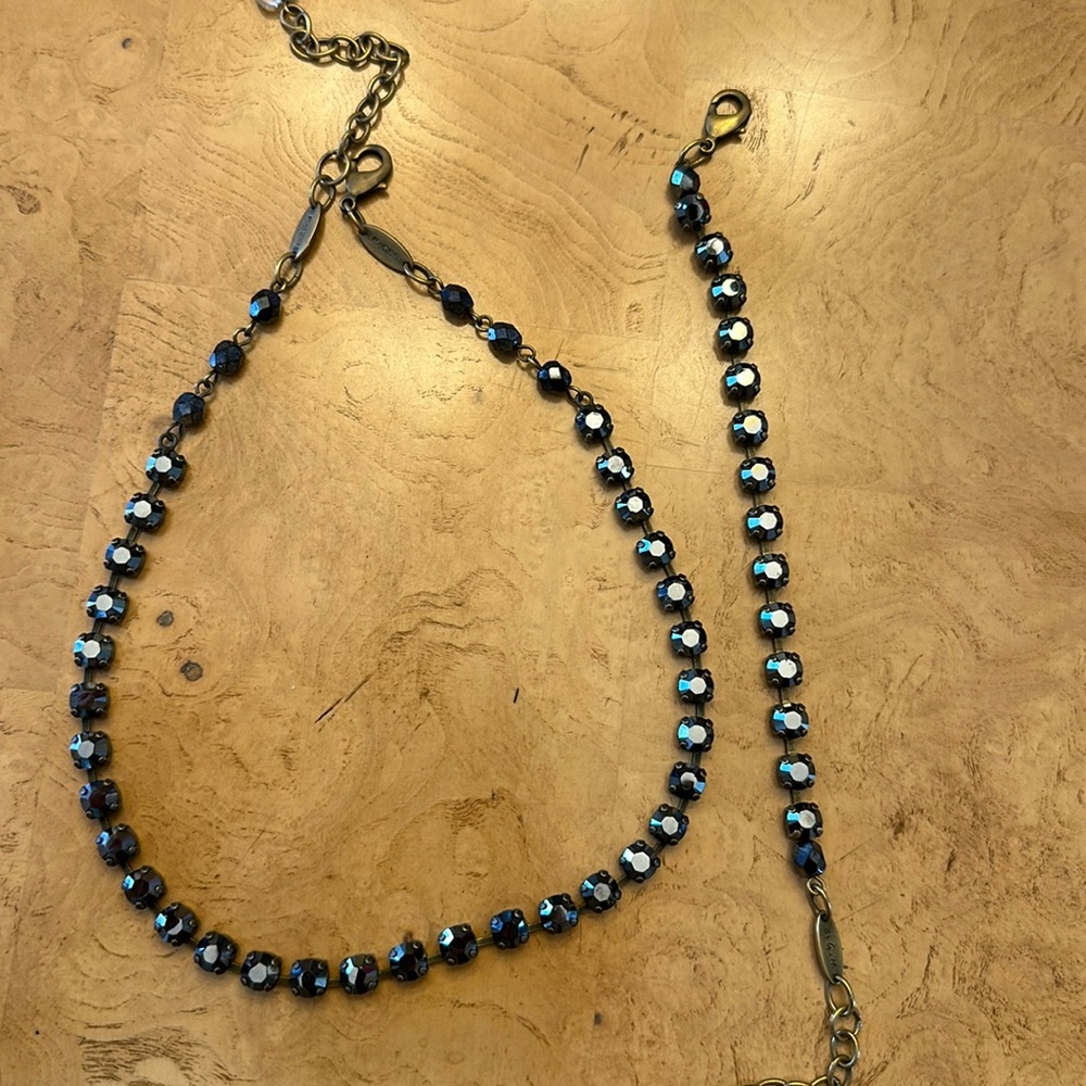 Sabika set.  Necklace and bracelet.